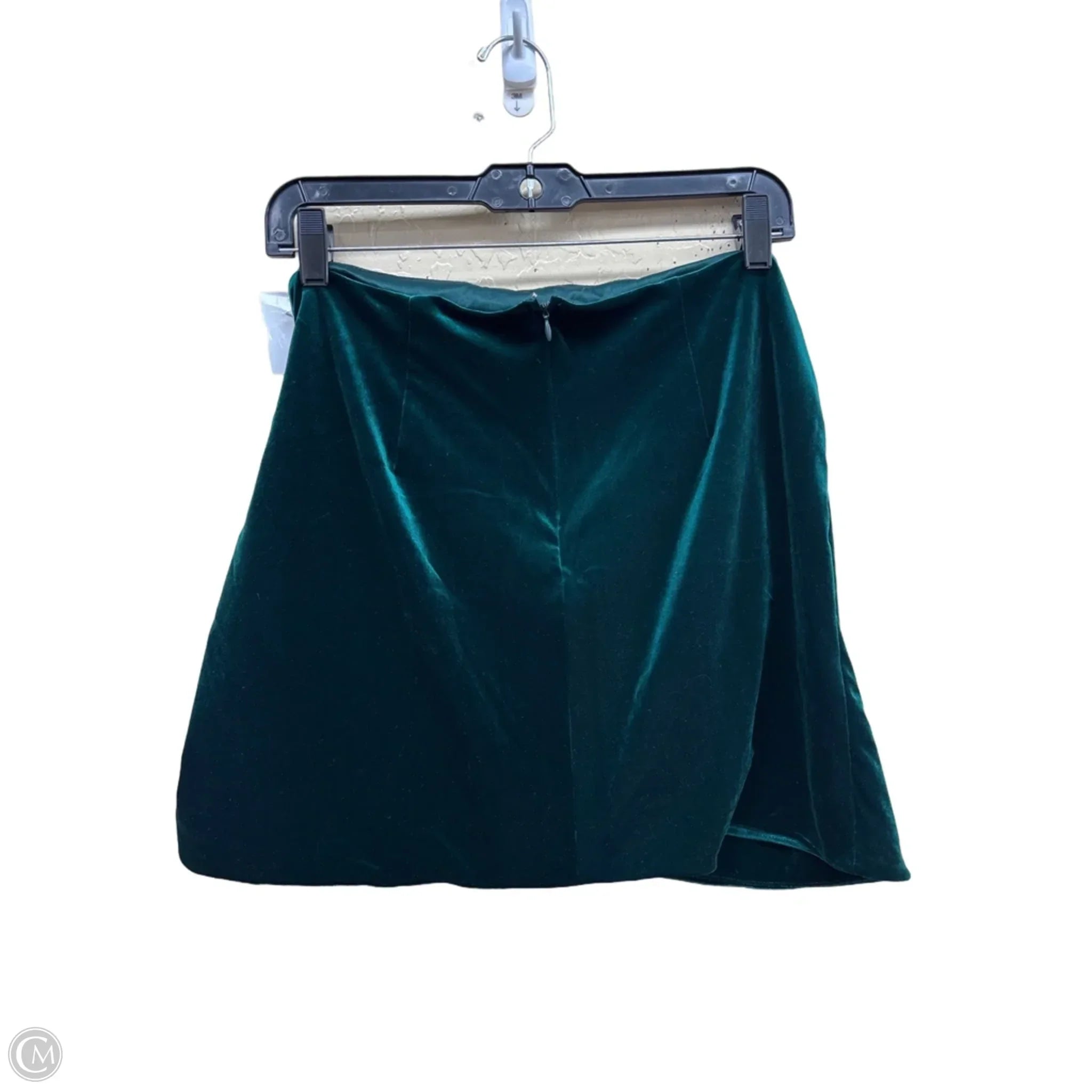 Skirt Mini & Short By Blue Rain In Green, Size: L