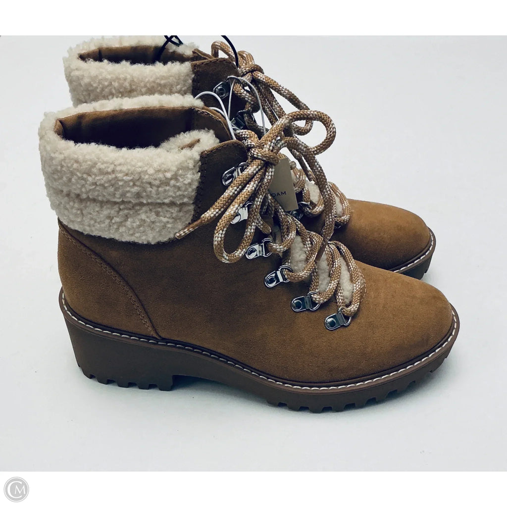 Boots Ankle Flats By Universal Thread In Brown, Size: 7